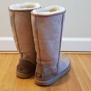 Authentic Uggs - Tall Size 8 Light Chestnut Boots